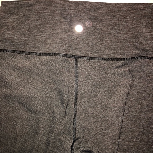 LuluLemon High Rise Train legging 23” - Picture 5 of 5